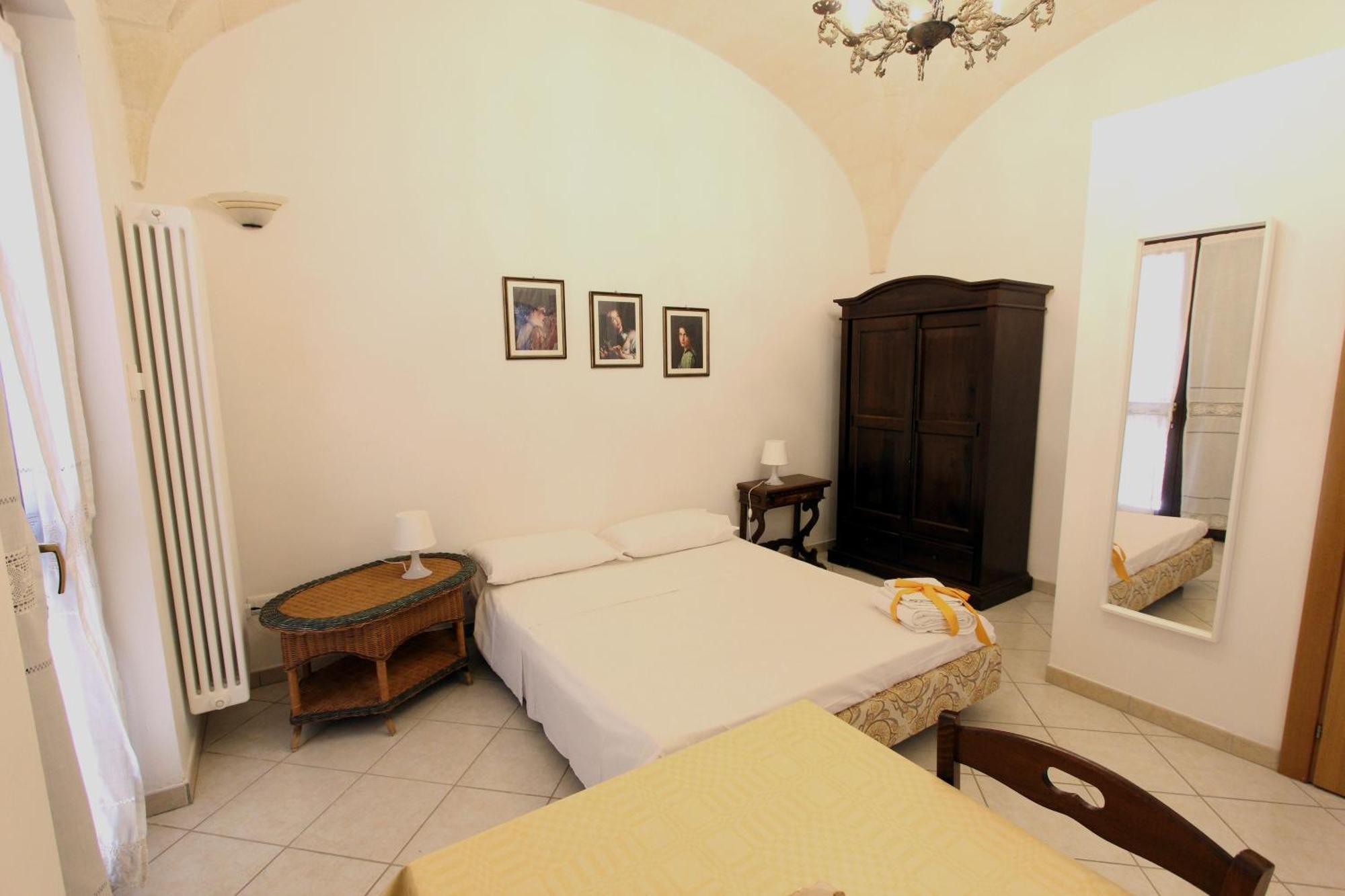 Residence Borgo Antico Дизо Стая снимка